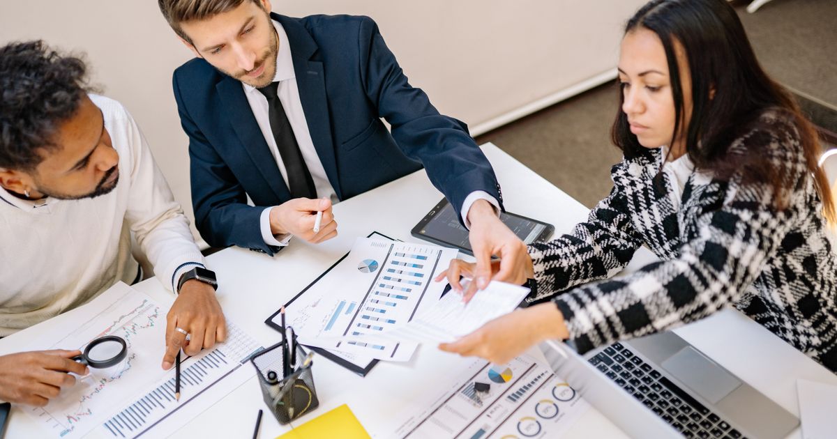 El equipo de trabajo como requisito habilitante: una exigencia que la ley no autoriza